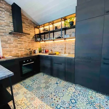 Avec Mezzanine Apartment Conthey